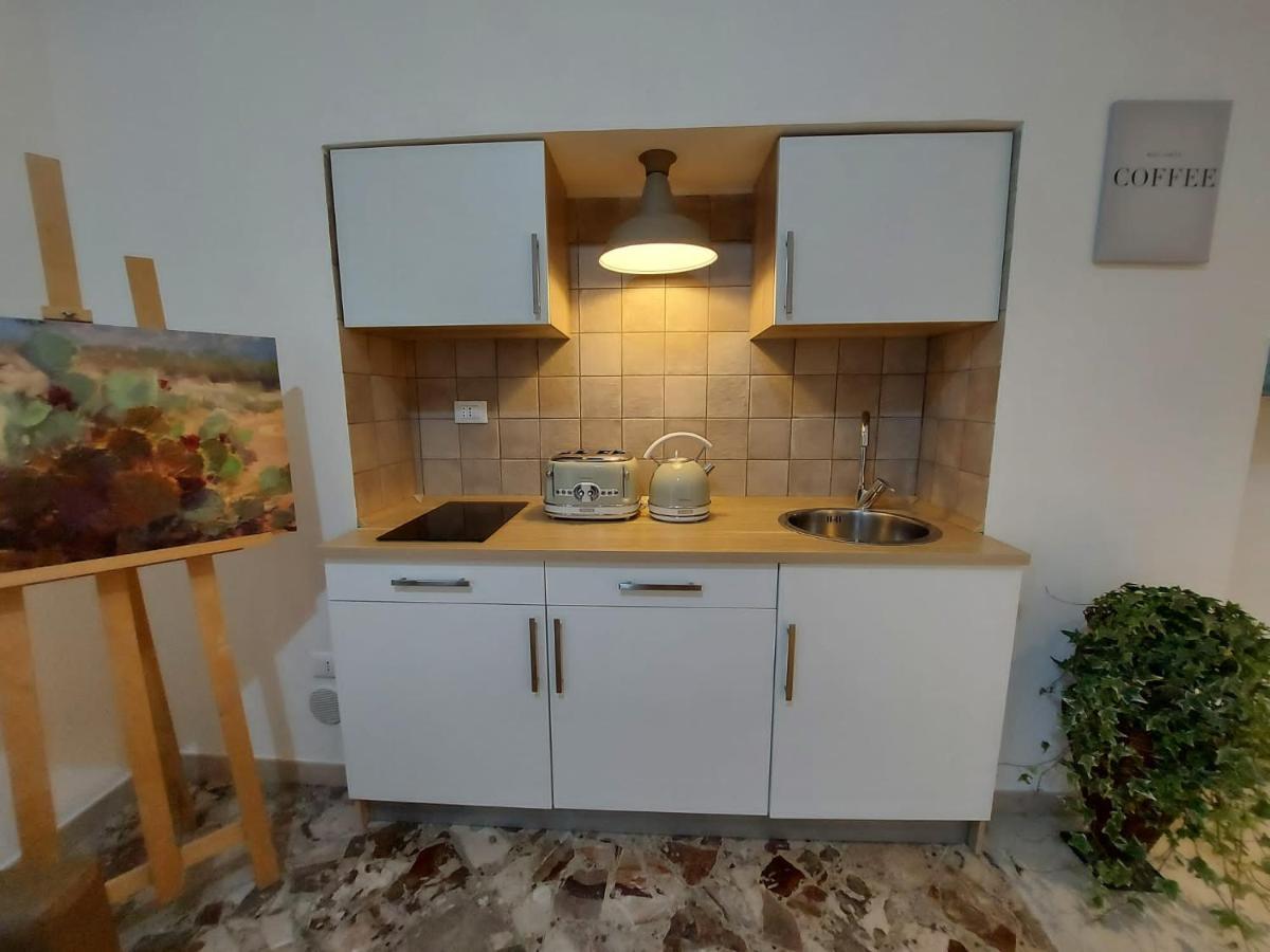Stellammare Apulian House B&B Бари Экстерьер фото